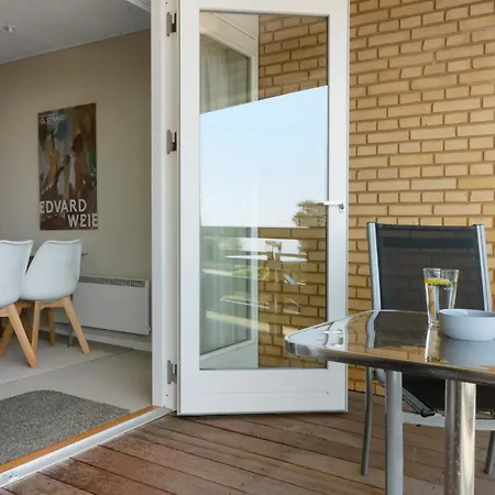 Cozy Apartment In Allinge With Wifi